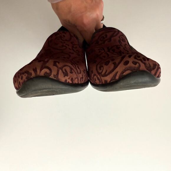 Dansko Olivia Claret Emboss Nubuck Round Toe Comfort Loafer Shoes EU 40 US 9 9.5 - Picture 6 of 9